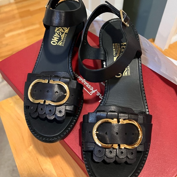 Salvatore Ferragamo Black Sandals with Gold Buckles - Picture 1 of 7